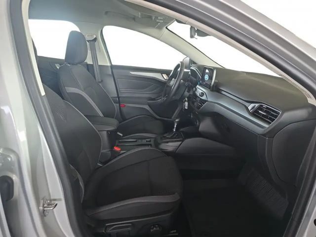 Ford Focus Cool & Connect EcoBoost Wagon