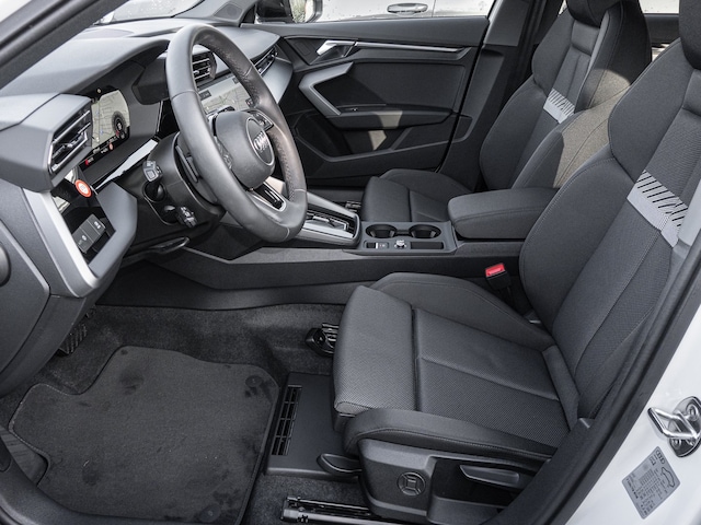 Audi A3 30 TFSI S-Tronic Sedan