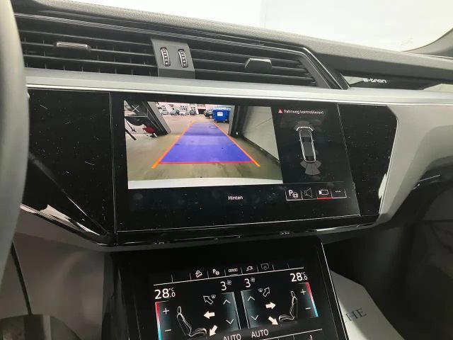 Audi Q8 e-tron 50 Business Quattro