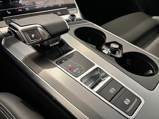 Audi A6 40 TDI Avant S-Line S-Tronic