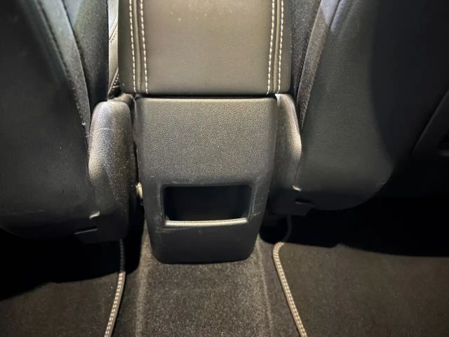 Ford Puma EcoBoost Titanium