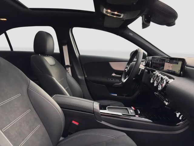 Mercedes-Benz A 200 AMG Line