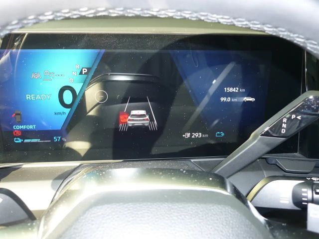 Renault Scenic E-Tech Iconic
