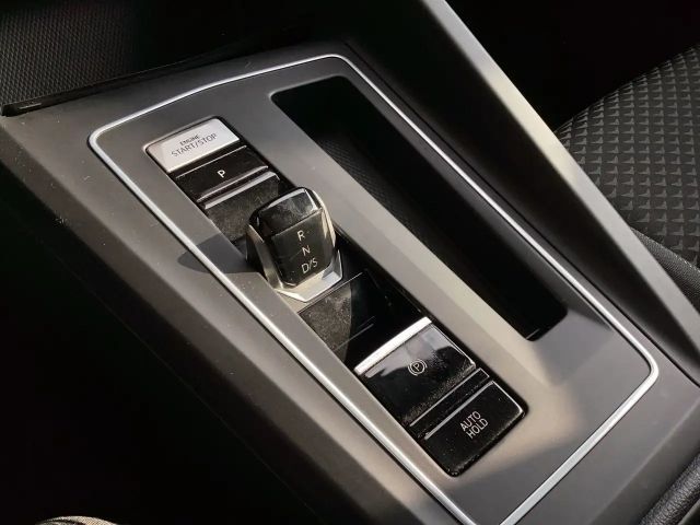 Volkswagen Golf 2.0 TDI DSG IQ.Drive