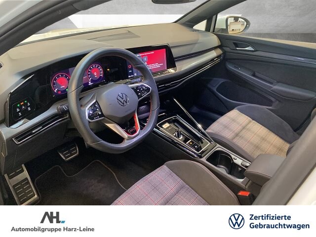 Volkswagen Golf 2.0 TSI DSG