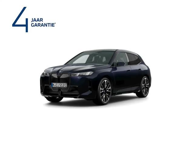 BMW iX xDrive60