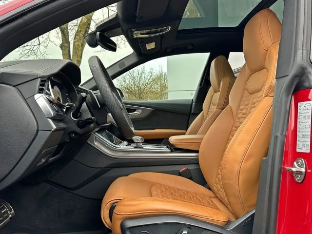 Audi RS Q8 Performance