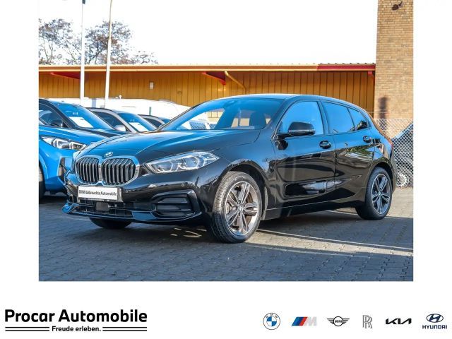 BMW 118 118i Sedan Sport Line