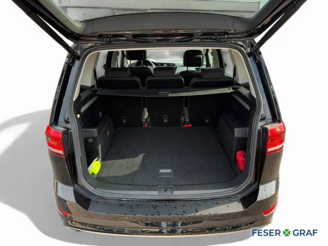 Volkswagen Touran IQ.Drive Move R-Line