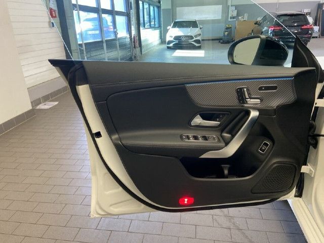 Mercedes-Benz CLA 180 Shooting Brake