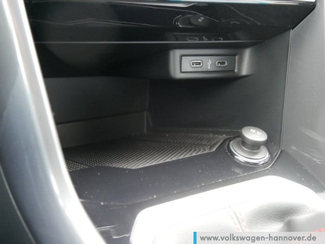 Volkswagen T-Roc 1.5 TSI Sport