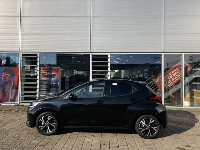 Toyota Yaris Hybride Team D VVT-i