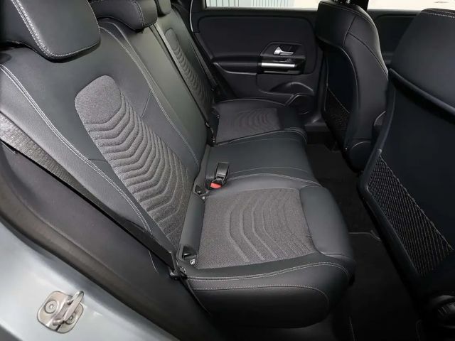 Mercedes-Benz B 180 Progressive