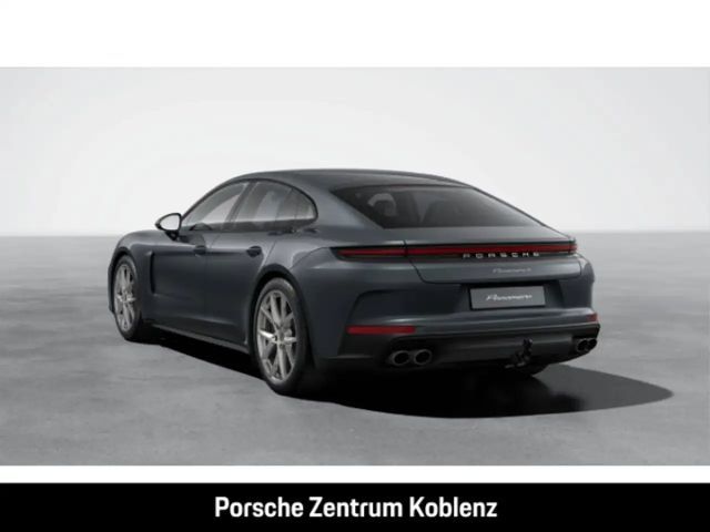Porsche Panamera 4