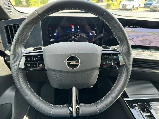 Opel Astra Ultimate business+