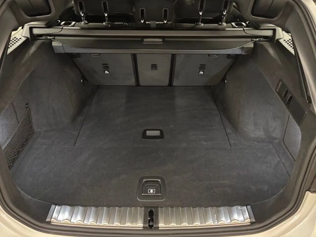 BMW 330 330i Touring xDrive