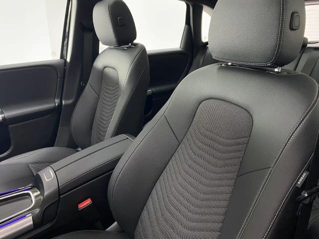 Mercedes-Benz B 200 Progressive