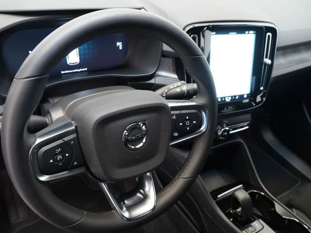 Volvo XC40 Core Recharge