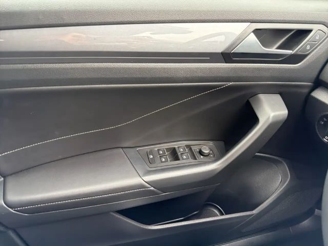 Volkswagen T-Roc 1.5 TSI Style