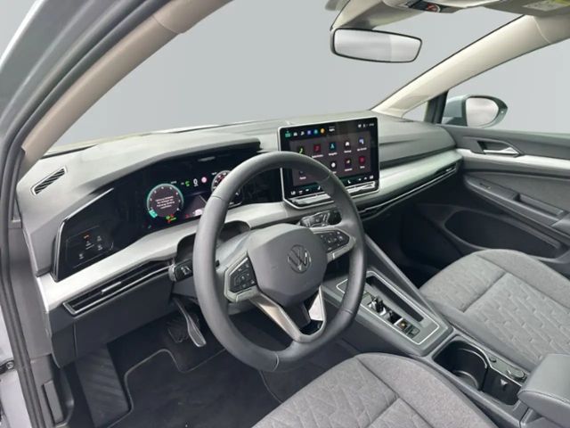 Volkswagen Golf 1.5 eTSI Golf VIII Life Variant