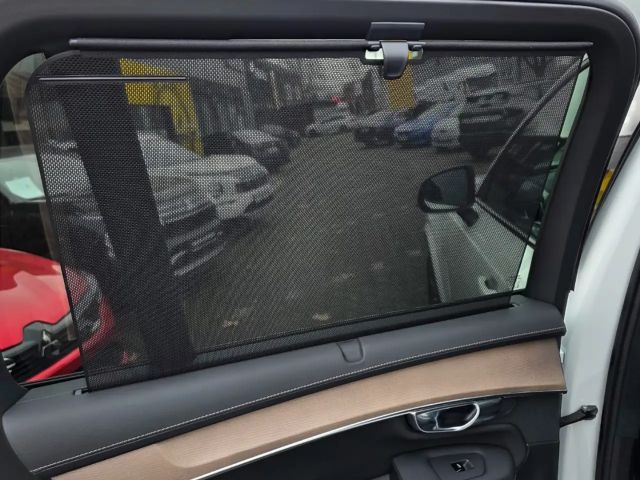 Volvo XC90 Dark Ultra