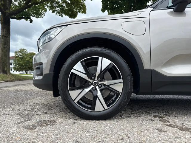 Volvo XC40 R-Design Recharge