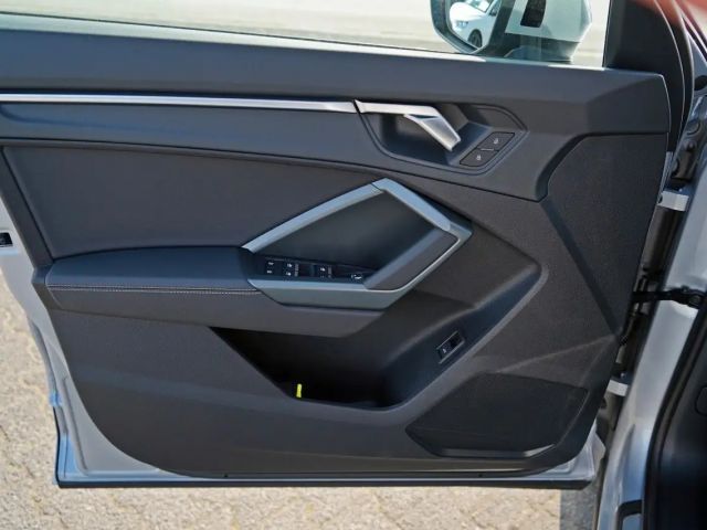 Audi Q3 35 TFSI S-Line