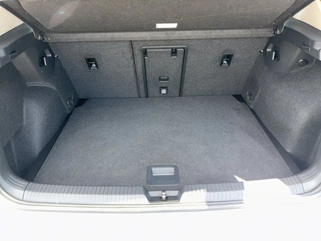 Volkswagen Golf DSG Life