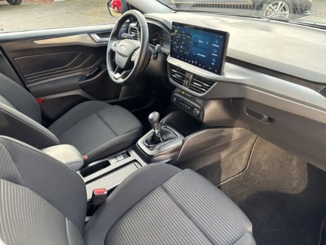 Ford Focus EcoBoost Titanium Wagon