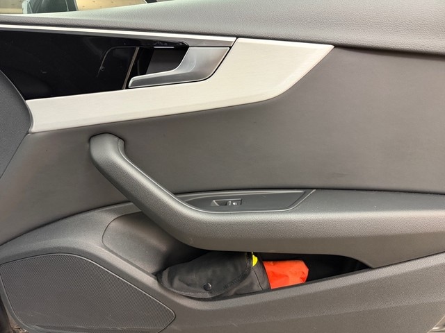 Audi A4 45 TFSI Avant Quattro S-Tronic