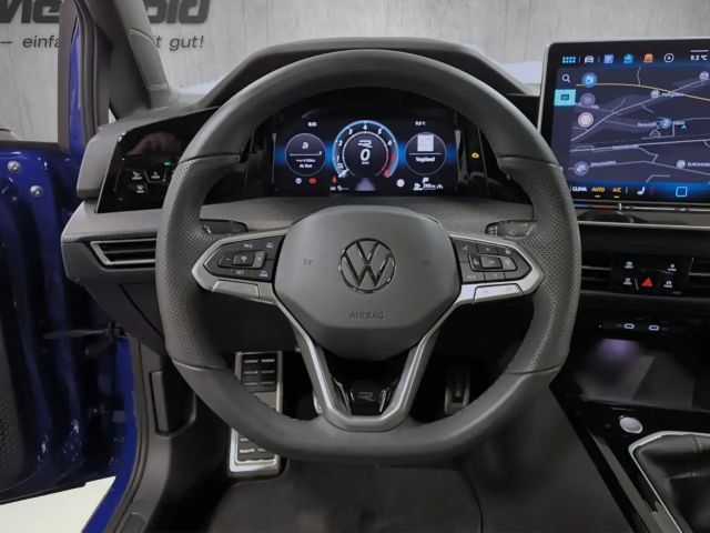 Volkswagen Golf 1.5 TSI Plus R-Line