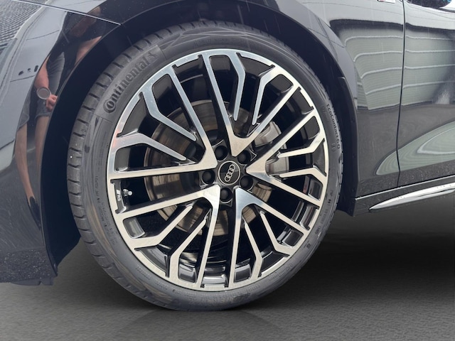 Audi A6 Avant Quattro S-Tronic