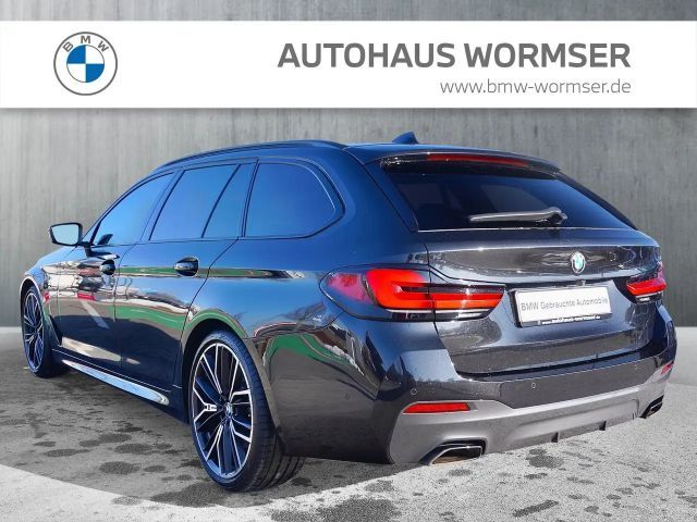 BMW 530 530d M-Sport Touring xDrive