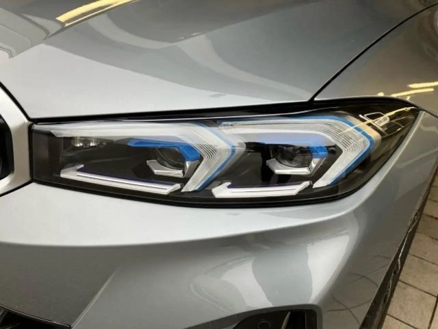 BMW 330 330e Touring xDrive