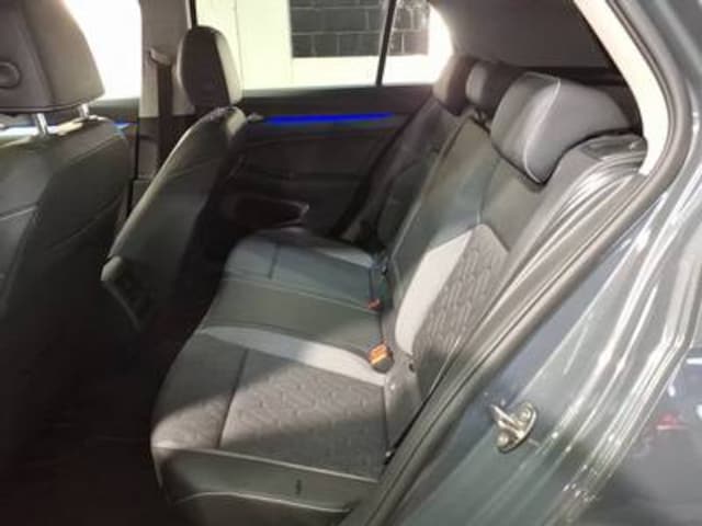 Volkswagen Golf 1.5 TSI