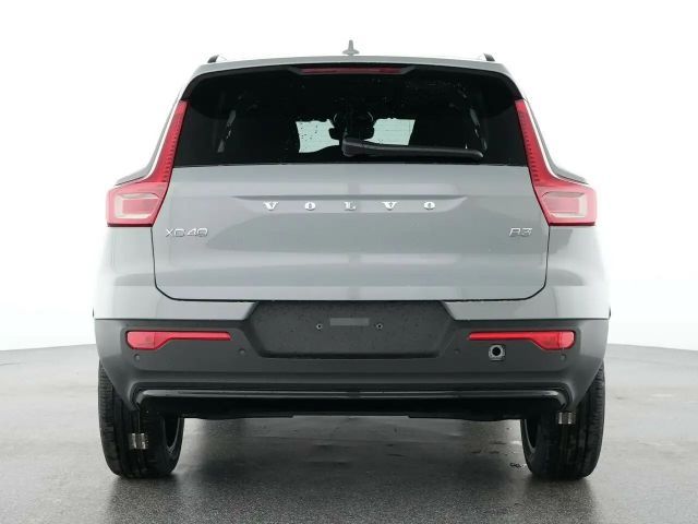 Volvo XC40 Business Dark Plus