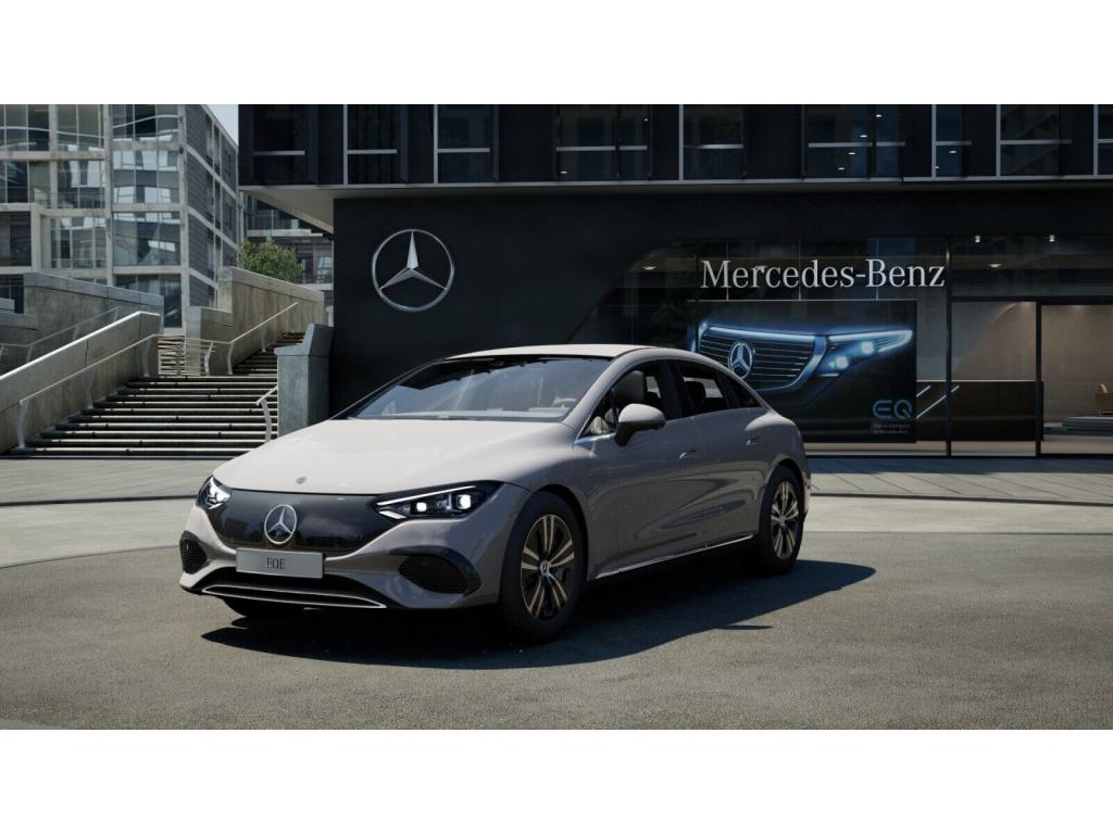 Mercedes-Benz EQE 300 Sedan