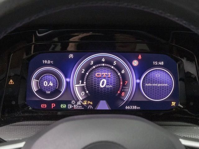 Volkswagen Golf GTI Style