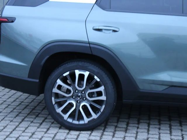 SsangYong Torres 2WD Forest Edition