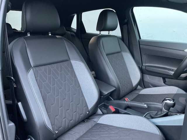 Volkswagen Polo 1.0 TSI DSG IQ.Drive