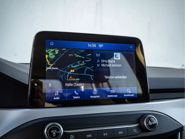 Ford Focus C & C 1.0L 125PS PDC KAMERA NAVI LED