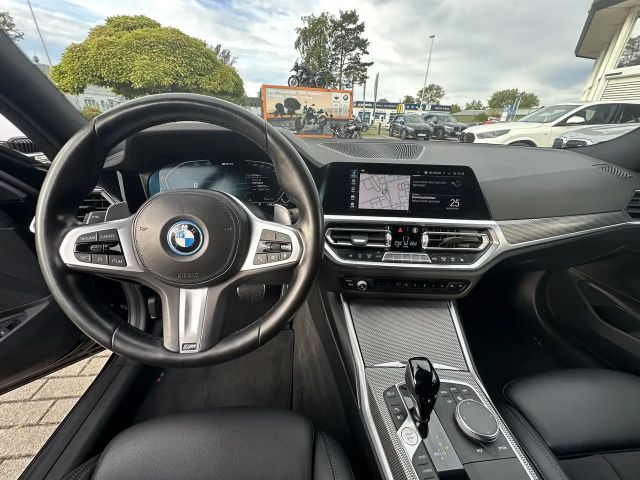 BMW 330 330e M-Sport Touring