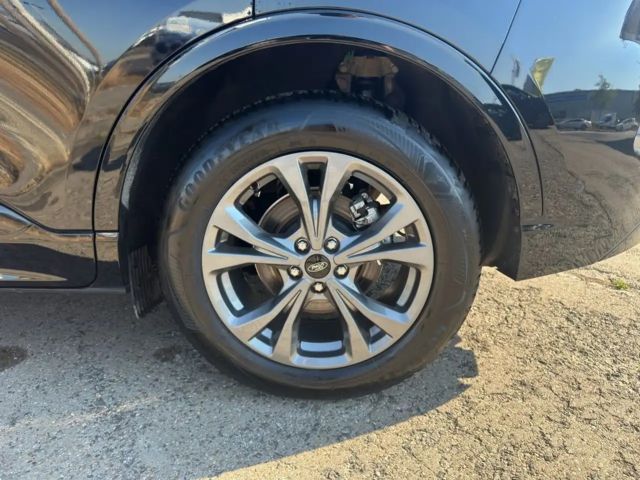 Ford Kuga Plug in Hybrid ST Line X