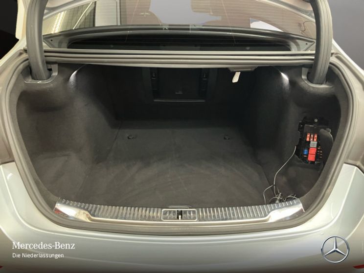 Mercedes-Benz S 350 4MATIC S 350 d Sedan