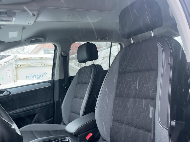 Volkswagen Touran APP+DAB+AHK+VIRT+ACC+LED+NAVI+PDC+TOTW