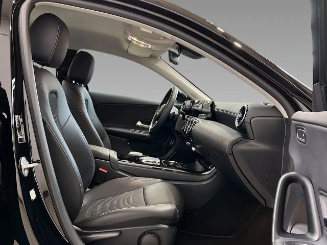 Mercedes-Benz A 250 A 250 e Style