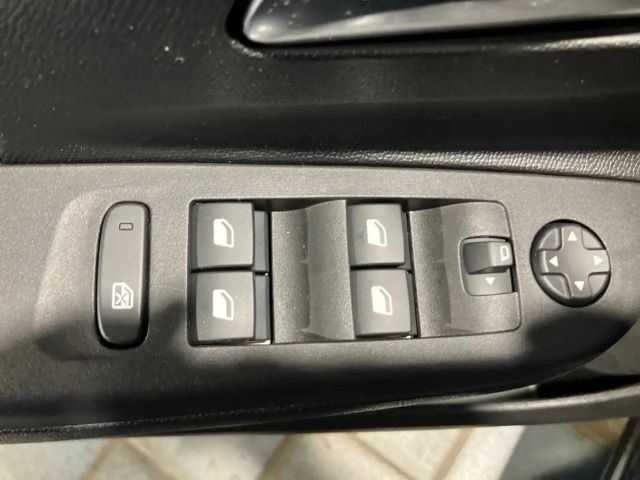 Opel Corsa 1.2 Turbo Edition Turbo