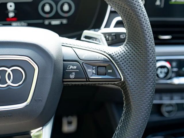 Audi RS4 Avant Quattro