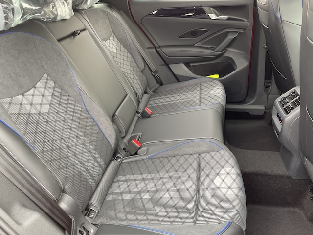 Volkswagen Tiguan R-Line eHybrid