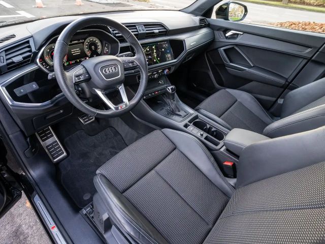 Audi Q3 35 TDI S-Line S-Tronic